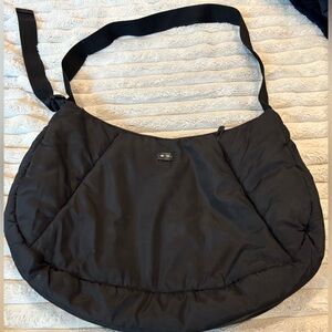 Reebok Womens Crossbody Bag - Lightweight Stylish Nylon Quilted and Non-Quilted